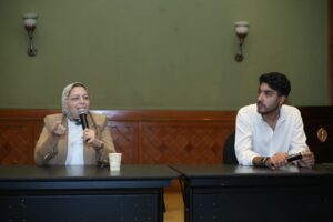 f4038883 b1c0 4f5a b133 6133a52a36ae