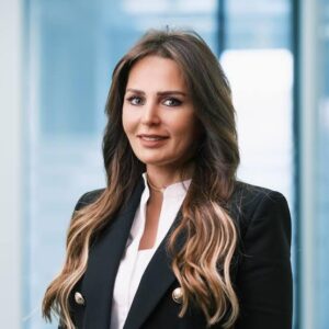 نهال عهدي مديرة العلاقات العامة والتسويق بشركة تعليم لخدمات الإدارة