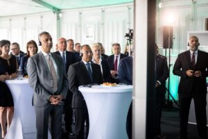 2a4751c0 3199 4aa9 8bf8 cca57893901d