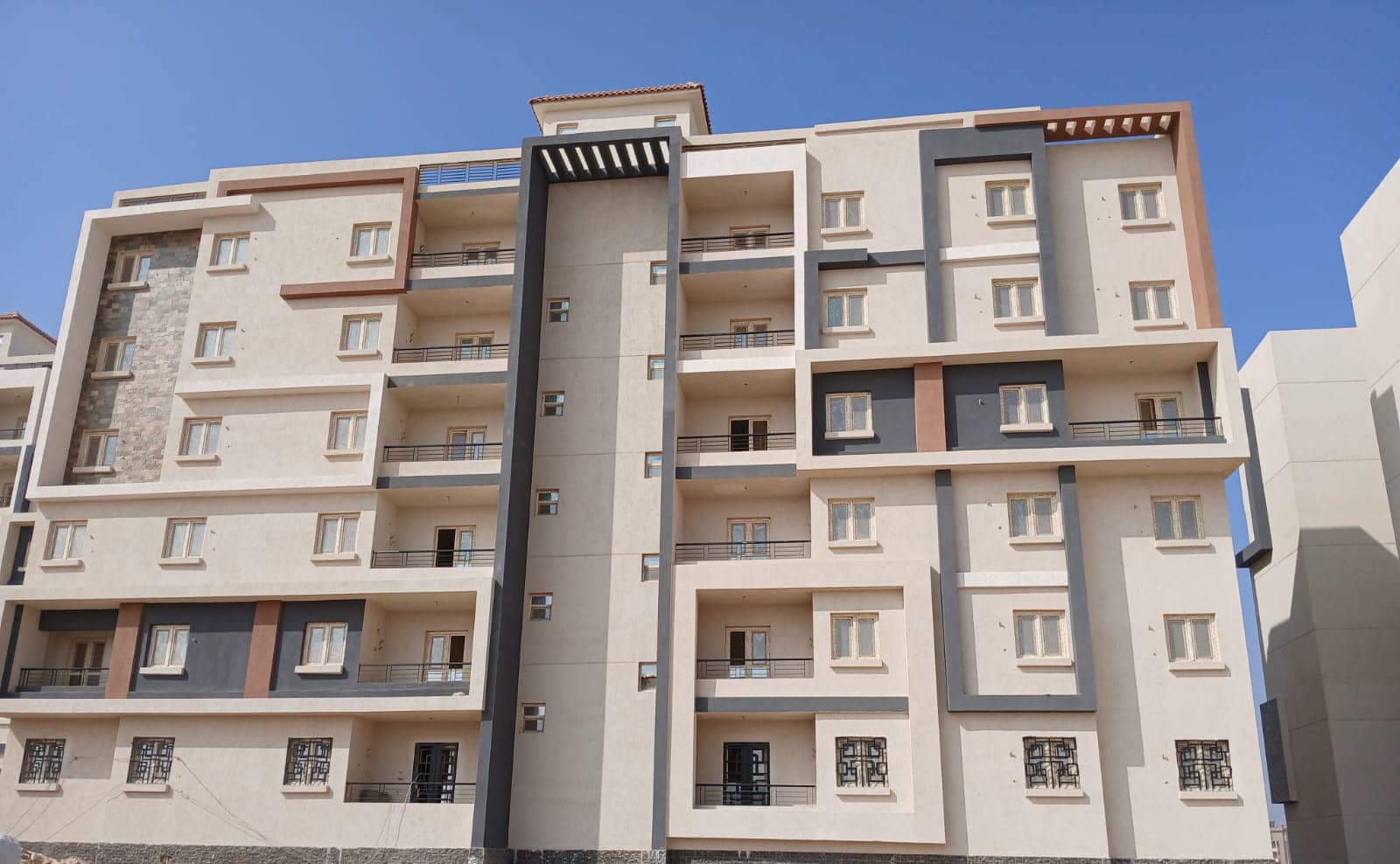 468402318 927876679474195 2643227720721369153 n 2