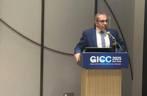 8e182c42 81d7 41ff b3ee b9cf5ce3f1d8