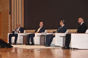 بالصور.. الرقابة الإدارية تنظّم جلسة نقاشية حول أسواق المال ودورها في تنمية الاقتصاد المصري بالتعاون مع هيئة الرقابة المالية 2 FB IMG 1757865284295