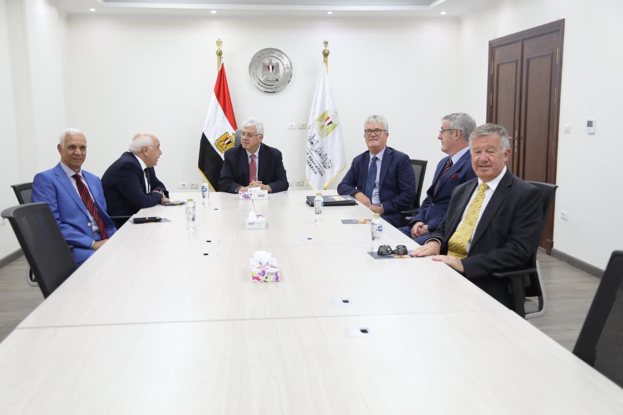 efada6f8 65be 42b4 adb4 d7ced9650801