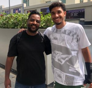 خالد عبد العظيم .. خبير تنسيق سفر كبار الفنانين والفرق الموسيقية ..من التأشيرات إلي الجولات السياحية 1 IMG 20251129 WA0167