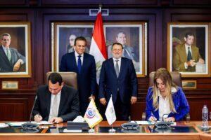 بالصور .. محافظ البنك المركزي ونائب رئيس الوزراء يشهدان تجديد بروتوكول التعاون مع صندوق مواجهة الطوارئ الطبية لمدة 3 سنوات 2 IMG 20251216 WA0094