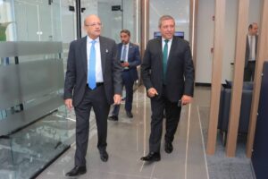 بالصور .. بنك التنمية الصناعية IDB يفتتح فرعه الجديد بالتجمع الخامس داخل مول أرينا 3 IMG 20251222 WA0244