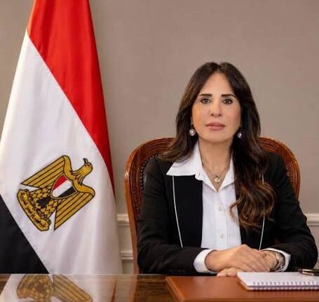 وزيرة الإسكان
